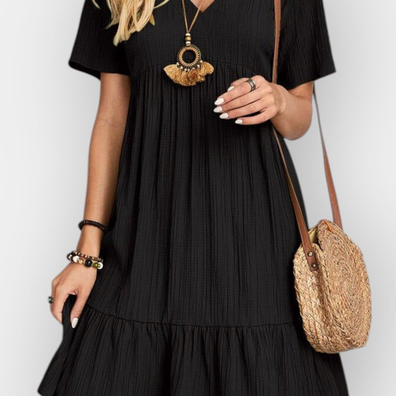 Rikke | Sukienka z dekoltem w serek